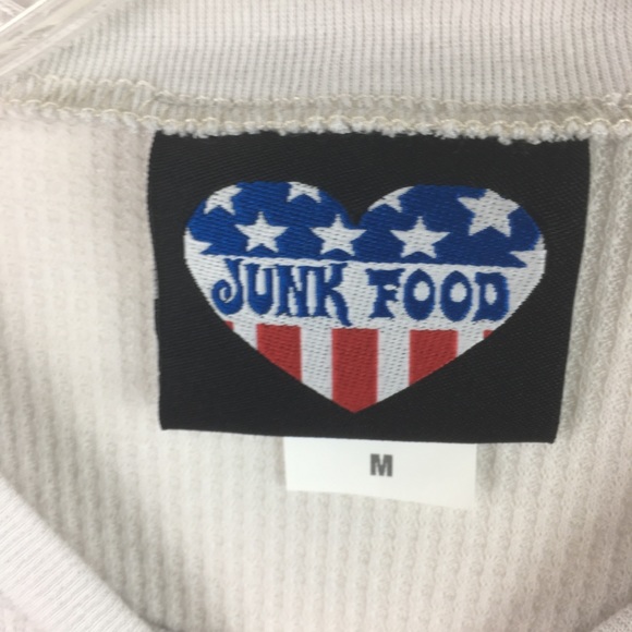 🌵Junk food Graphic Tee - Picture 3 of 4